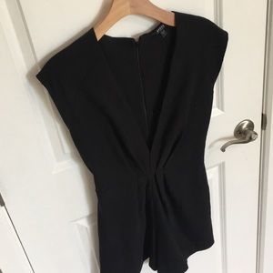 GUESS BLACK ROMPER