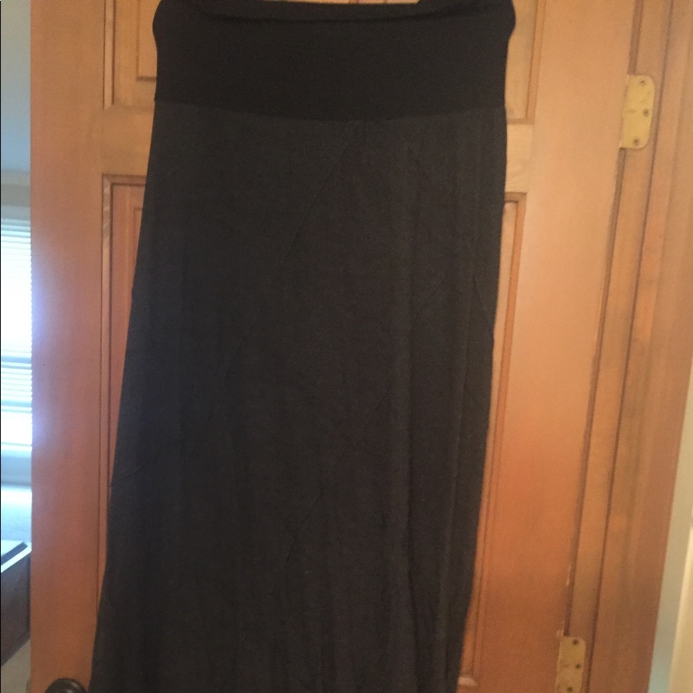 Fresh laundry size M gray maxi dress/skirt