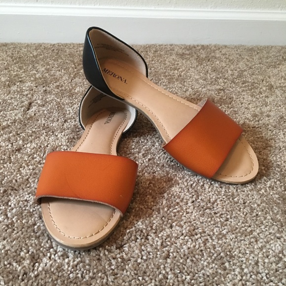 Shoes - Merona sandals