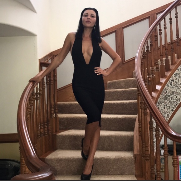 LAST ONE🔥 THICK HIGH QUALITY BANDAGE DRESS - Picture 2 of 8