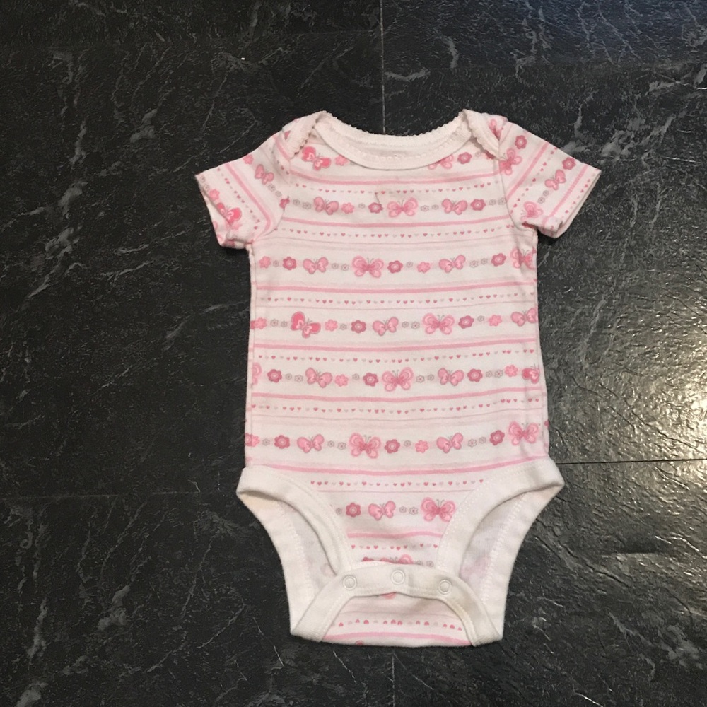 🦄Onesies "butterfly's" 🦋🦋