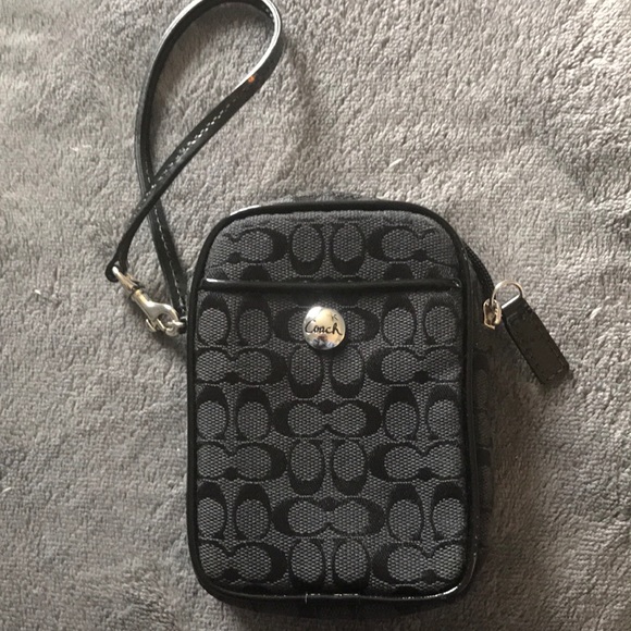 AUTHENTIC COACH ! - Picture 1 of 1
