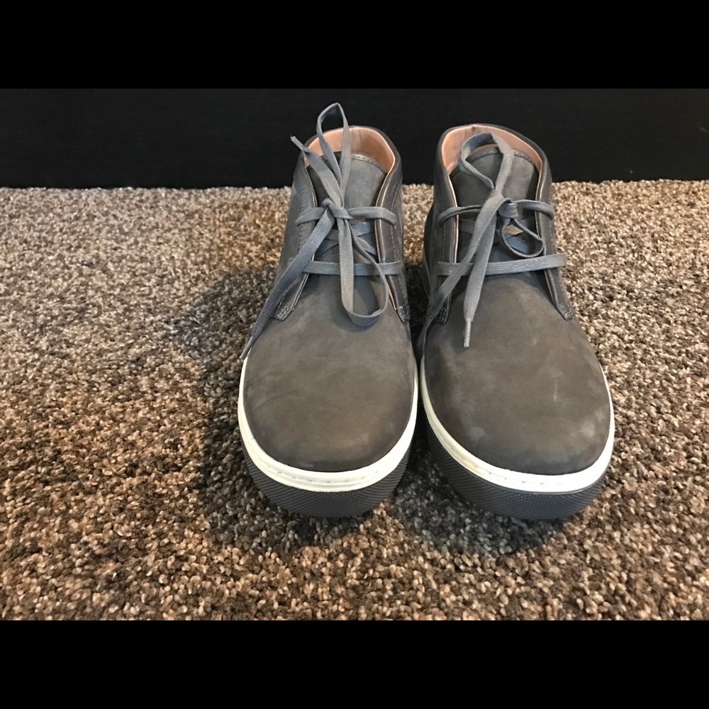 Vince  Lace Chukka Sneakers