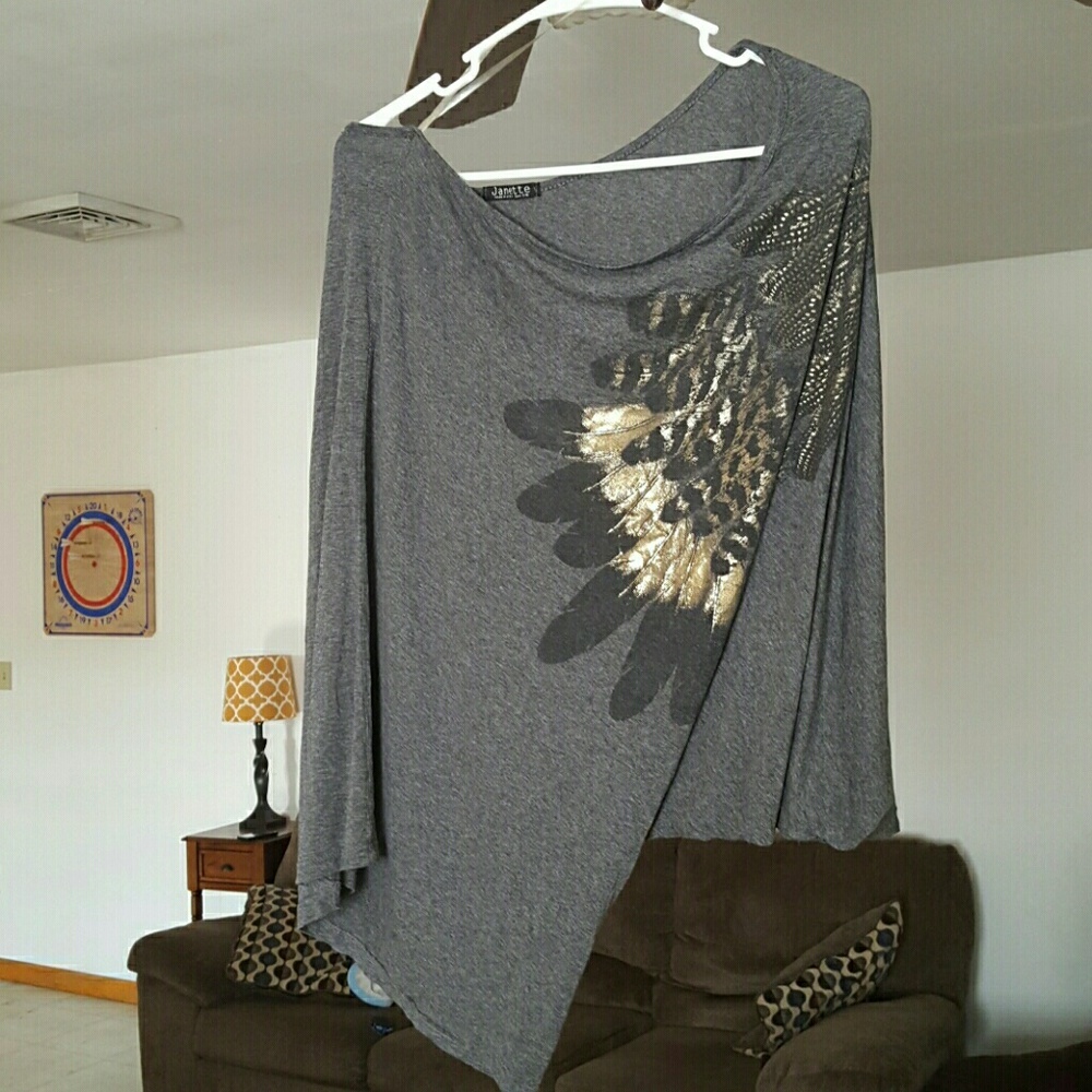 Janette one Sleeve top