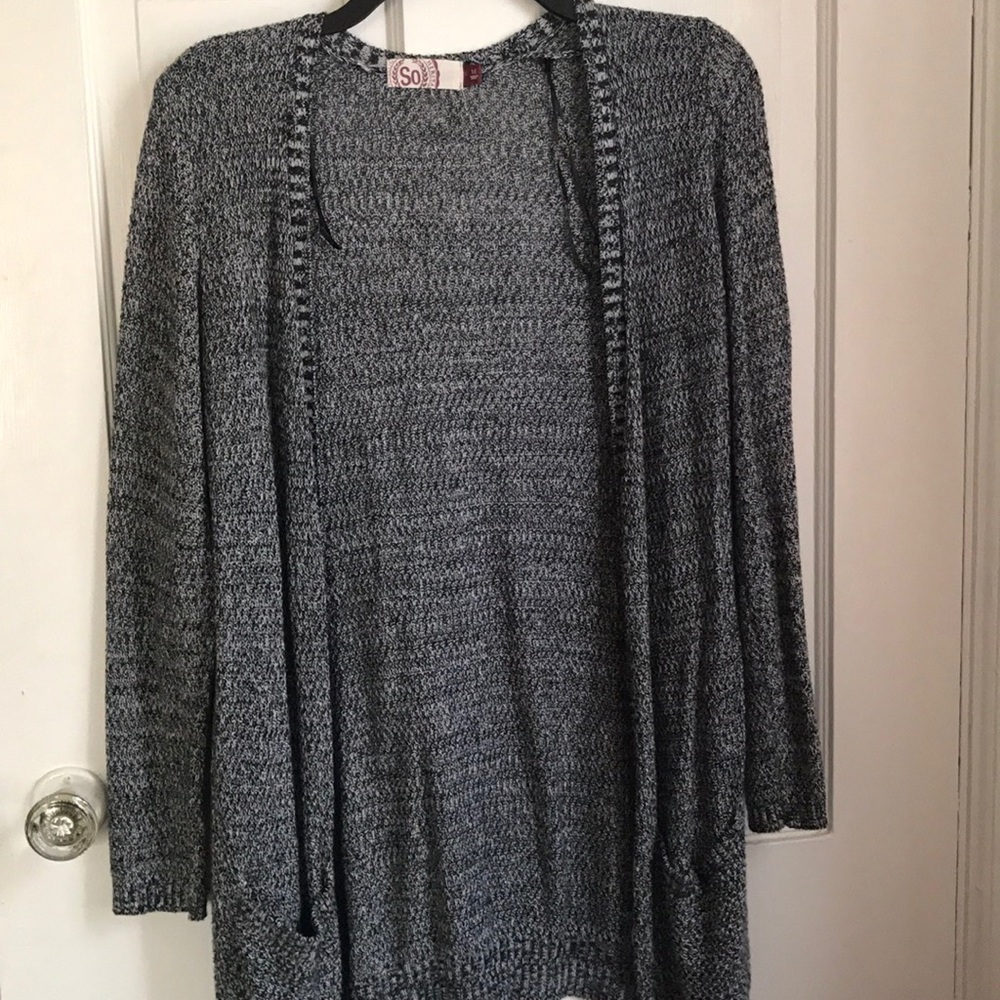 Cute multi colored cardigan!