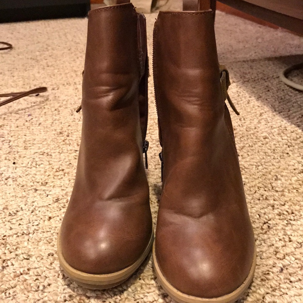 Booties for the winter. NEVER BEEN WORN. Size 7