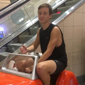 Meet your Posher, Cam