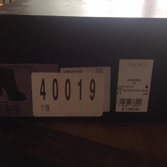 Chanel Suede Bootie - Picture 4 of 8