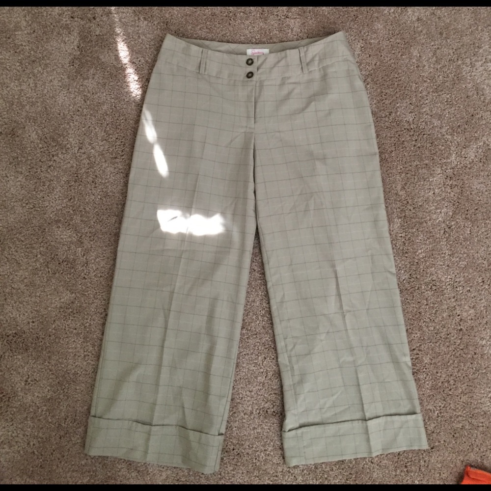Dress Capri