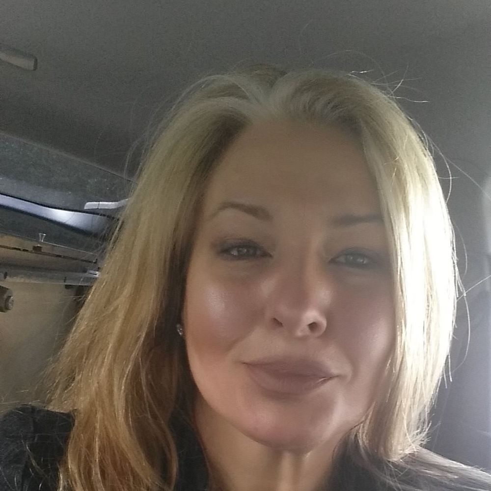 Meet your Posher, Lorraine