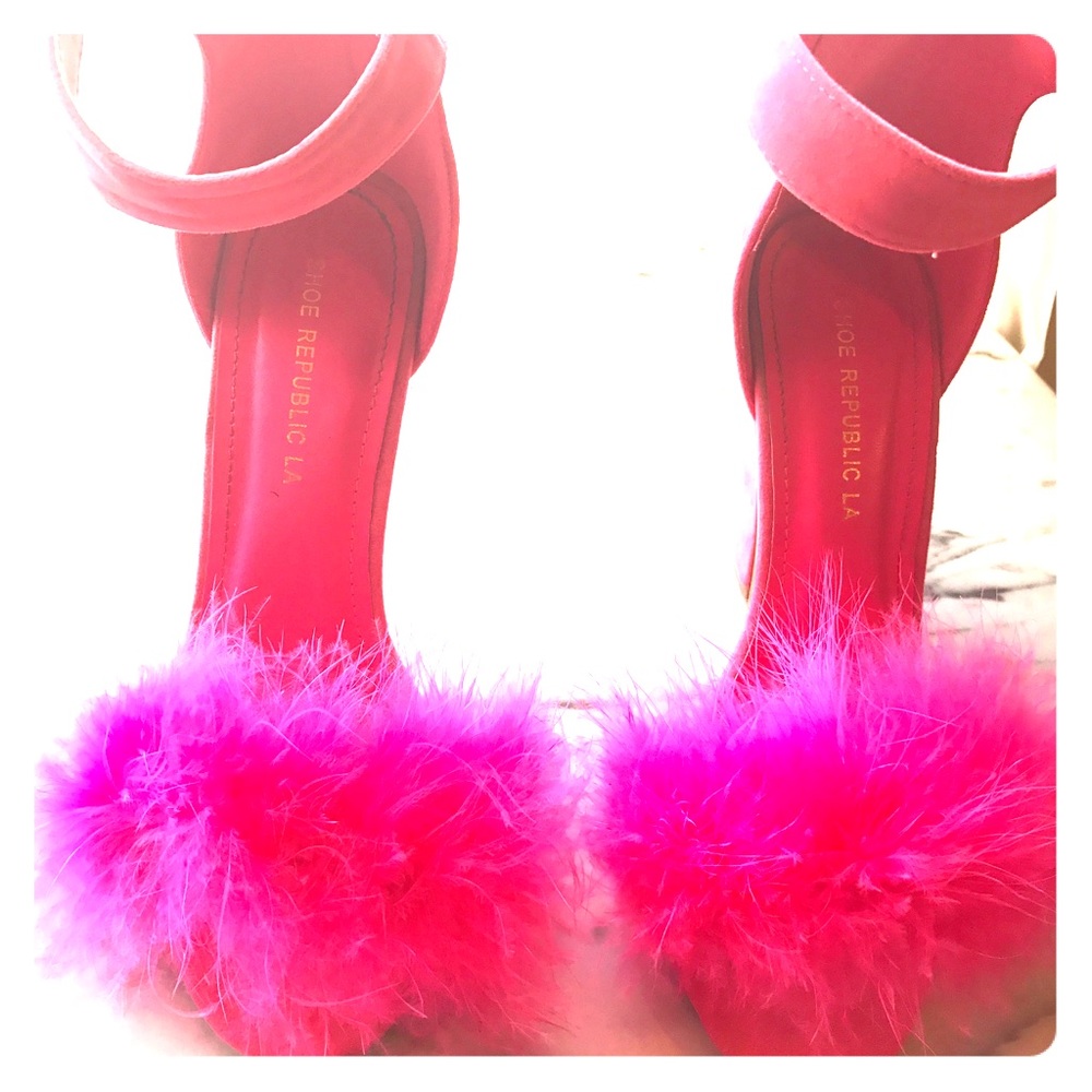 Pink heels