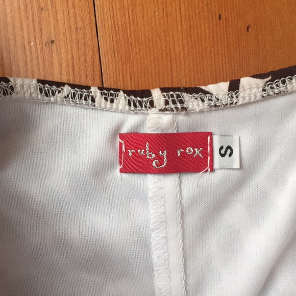 Ruby Rox Floral Dress - Picture 4 of 4