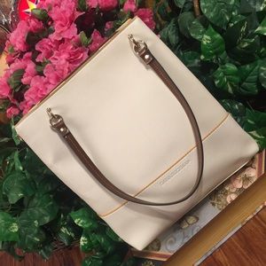 🍾🥂S O L D 🥂🍾Auth Dana Buchman Tote👜