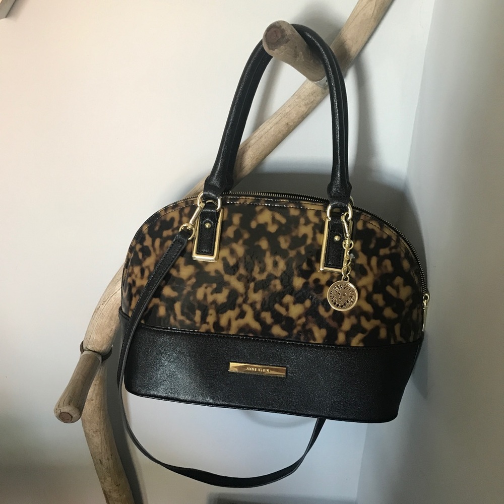 Bowler hand bag