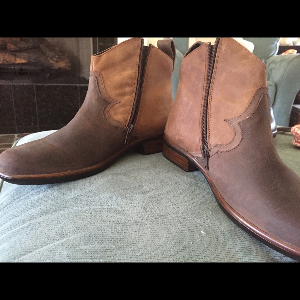 NWOT NAOT Scirocco Ankle Boots