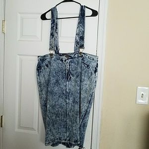 Plus Size Suspended skirt