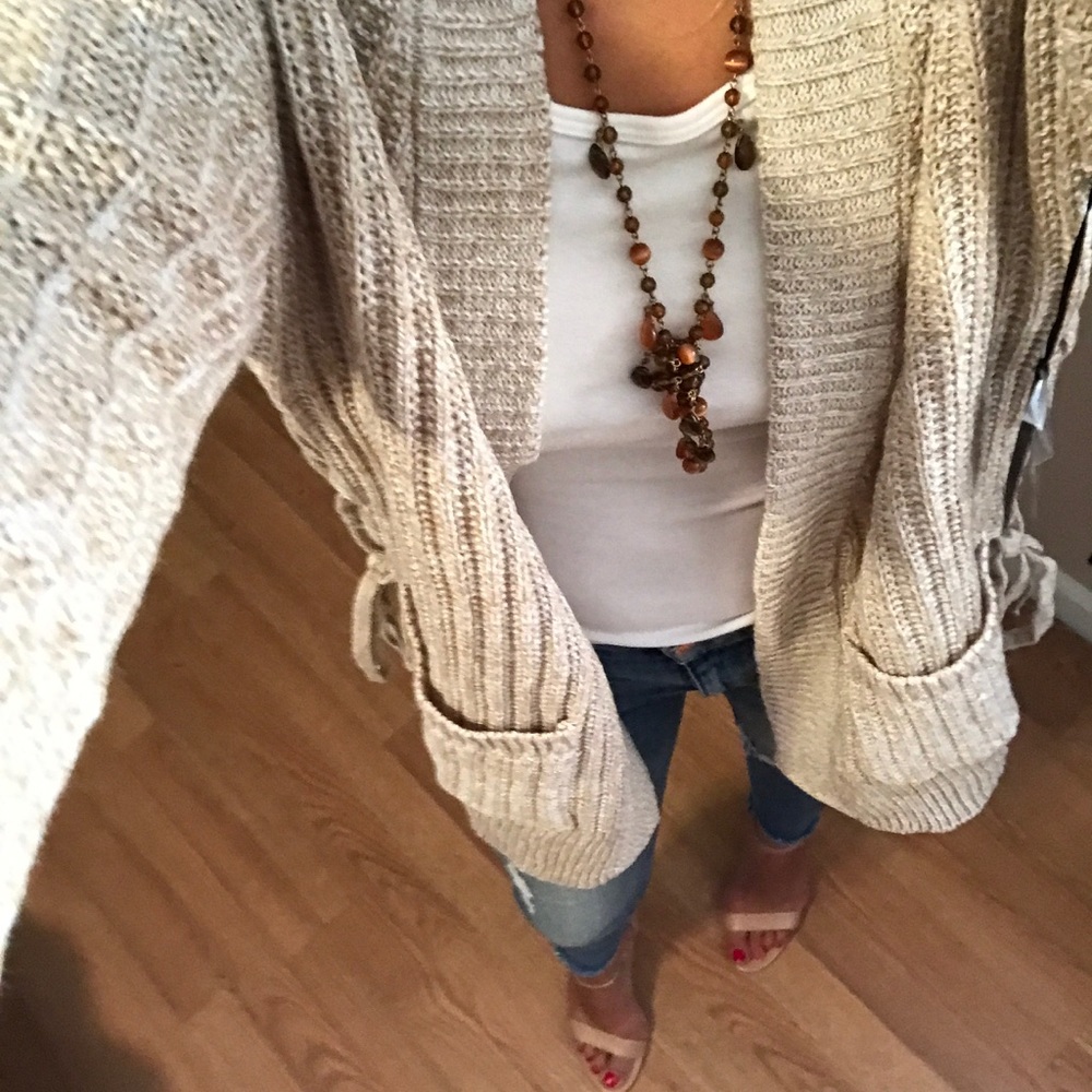 New🍁Oatmeal lace up pocket cardi - Picture 3 of 6