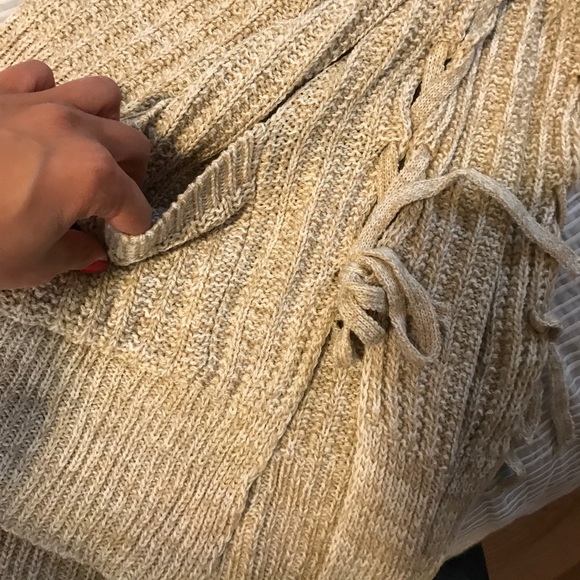 New🍁Oatmeal lace up pocket cardi - Picture 6 of 6