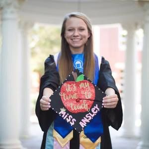 Meet your Posher, Ansley