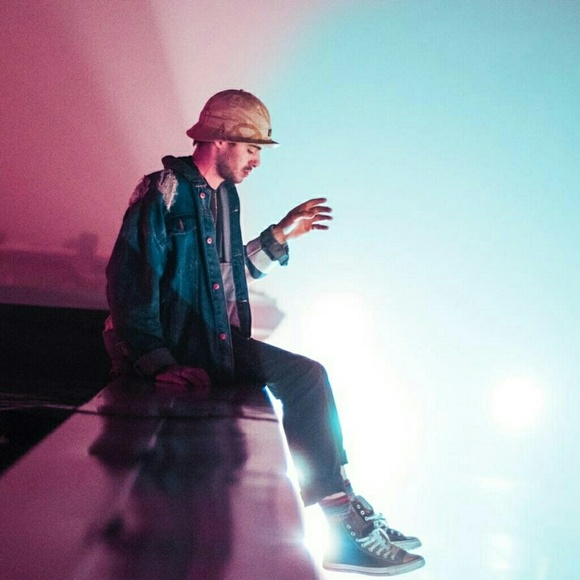 Meet your Posher, Marcus - Picture 4 of 4