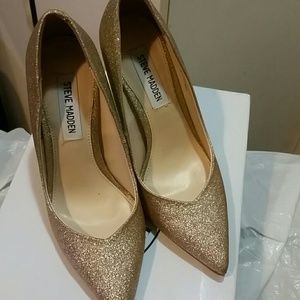 Steve Madden Gold with glitter