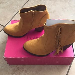 Fall booties