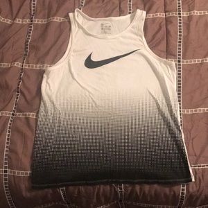 Nike tank