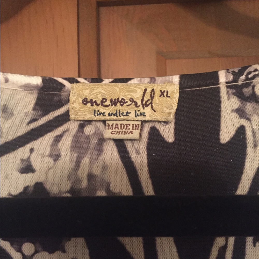 One World velvet shirt size XL