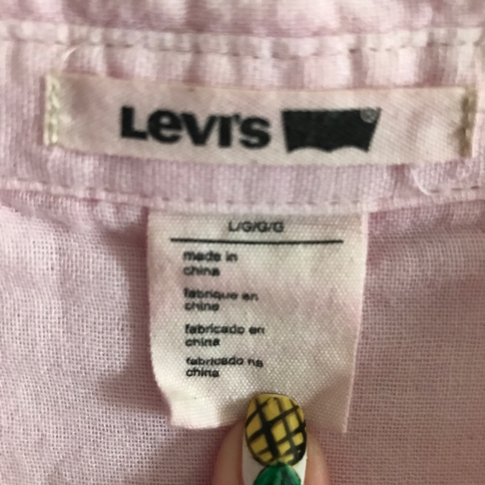 Levi button down - Picture 2 of 3