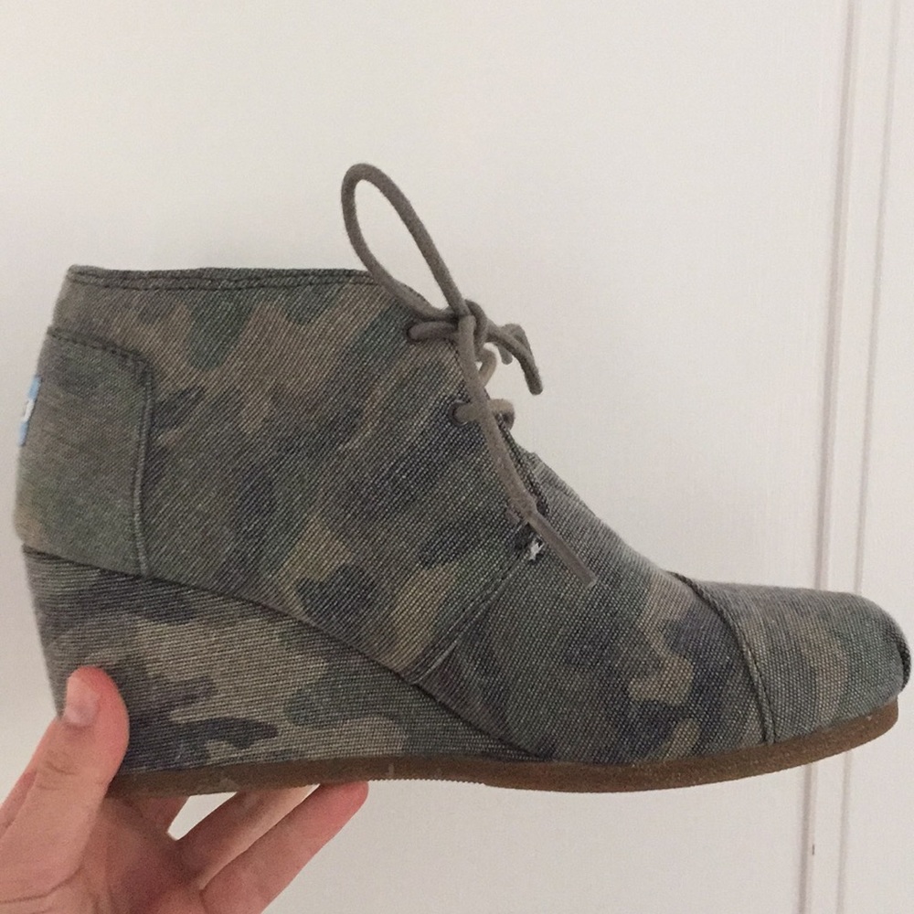 Toms Army Wedges