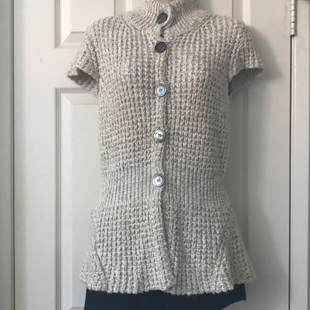 Kenneth Cole Beige Cream Cap Sleeve  Sweater