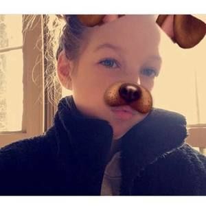 Meet your Posher, Jasmin