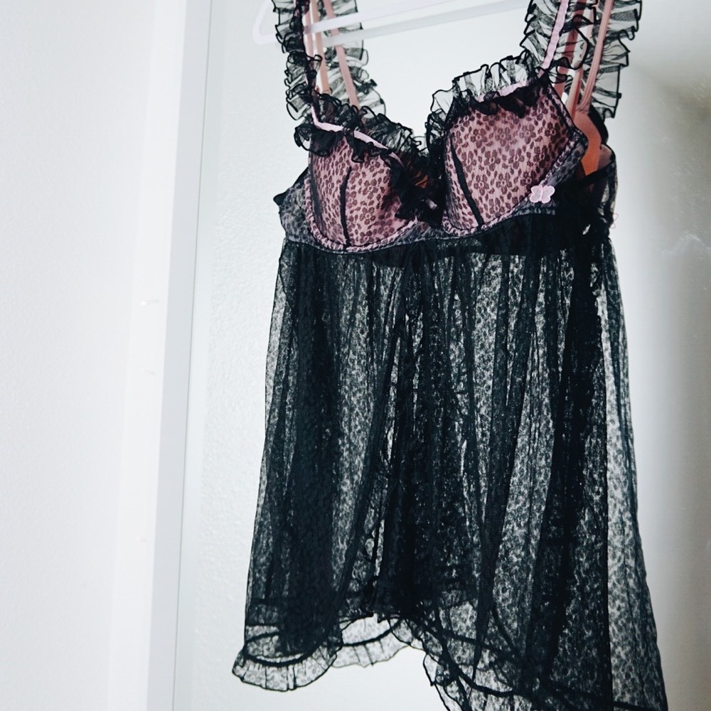 V.S Black Pink Lingerie Top Dress 34C✨