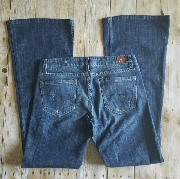 American Eagle Outfitters Flare Leg Jeans - Picture 3 of 4