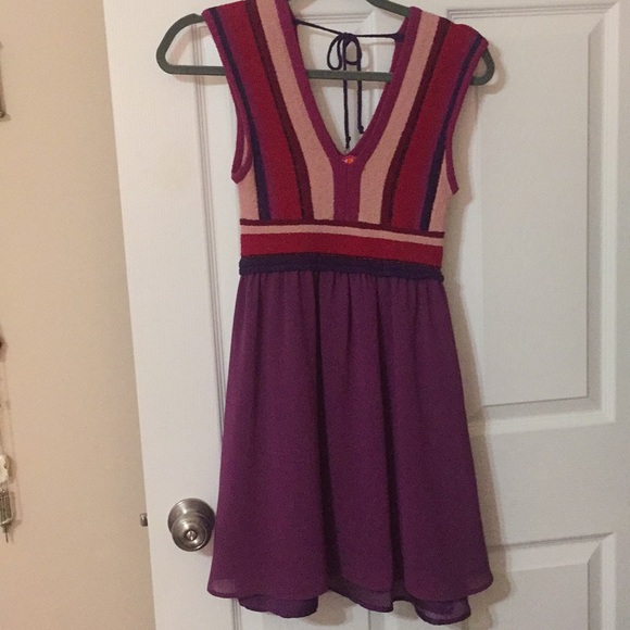 Petro Zilla Dress - Picture 1 of 2