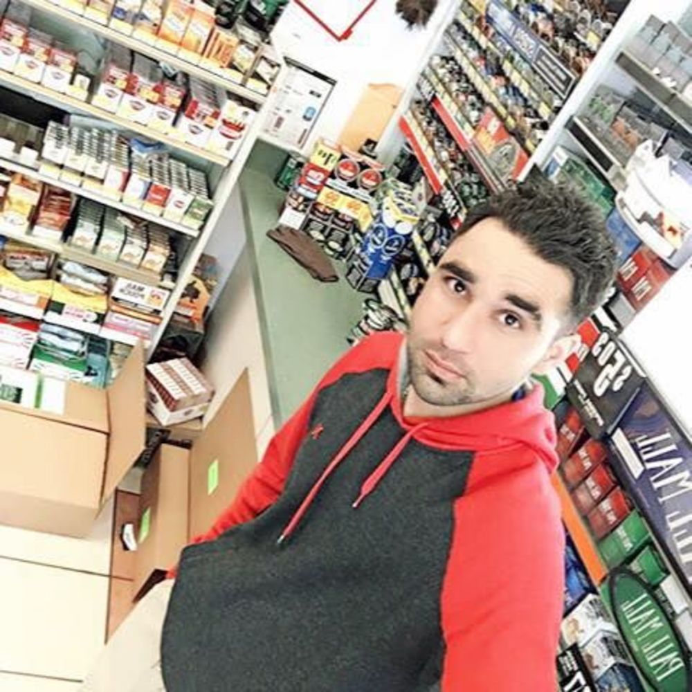 Meet your Posher, Davinder