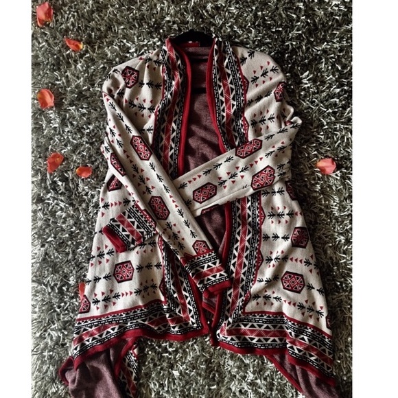 Sweaters - (Brand new) Sweater cardigan