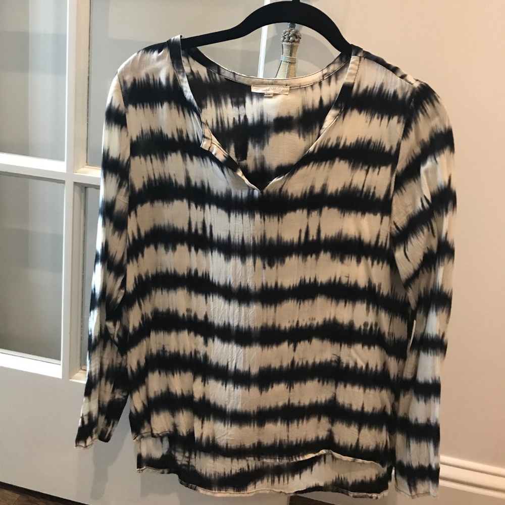 The dye long sleeve blouse