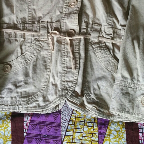 Women's Plus size Jacket - Picture 2 of 6