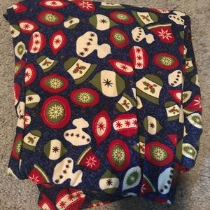 Lularoe holiday leggings TC