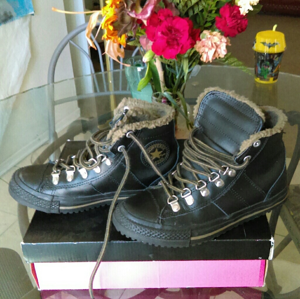 Converse Leather D-Ring bootie High Top Sneakers