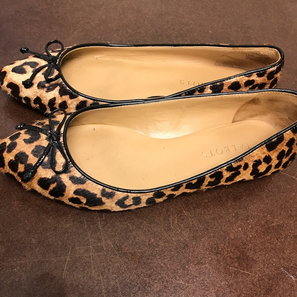 Nice leopard printed Flats