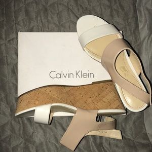 Platform Calvin Klein sandals