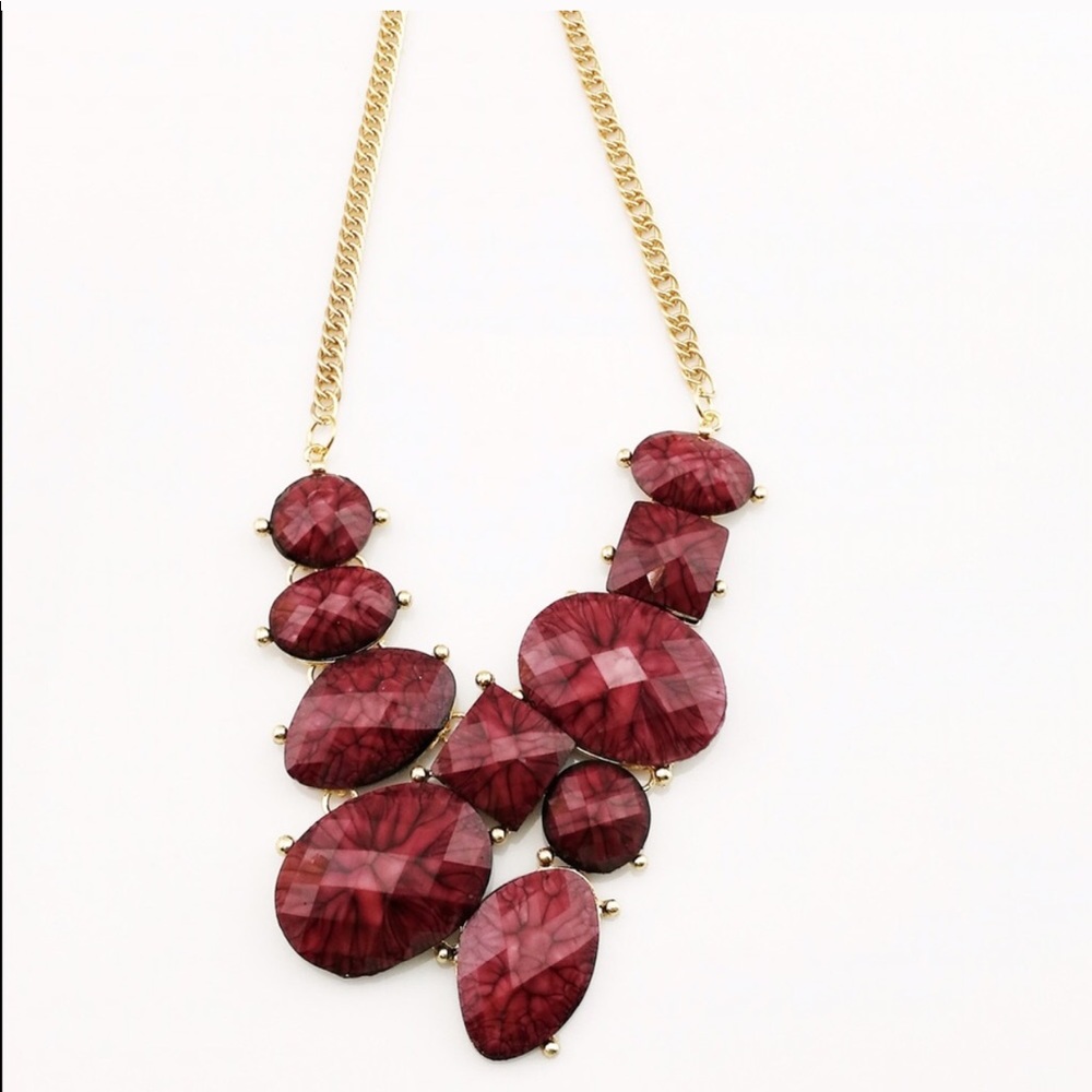 💃🏽Red Stone Candy Necklace💃🏽