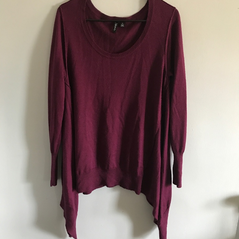 Maroon sweater