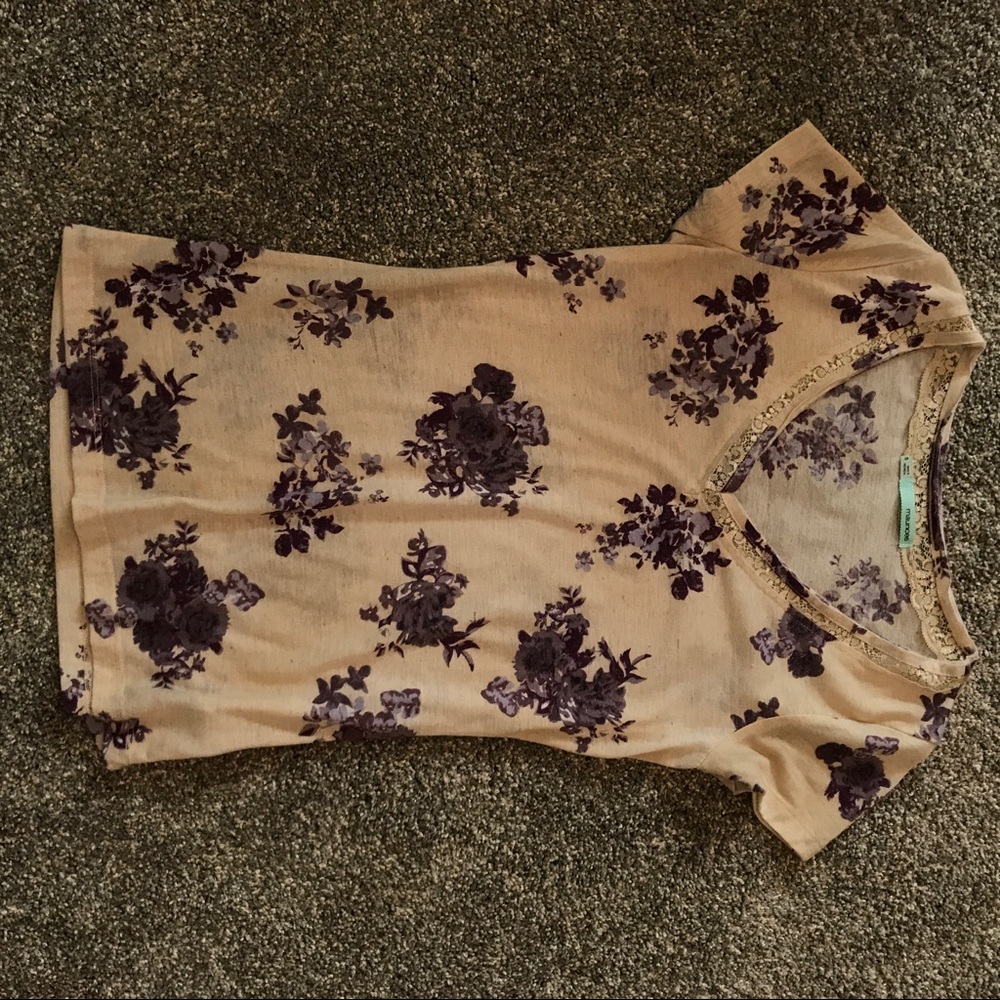 Cream and purple lace neck tee