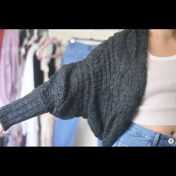 🌾Grey braided Knit Cardigan🌾 - Picture 2 of 5