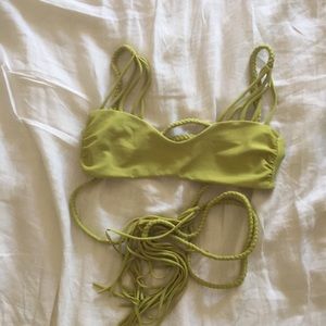 Acacia XS top, Lilikoi