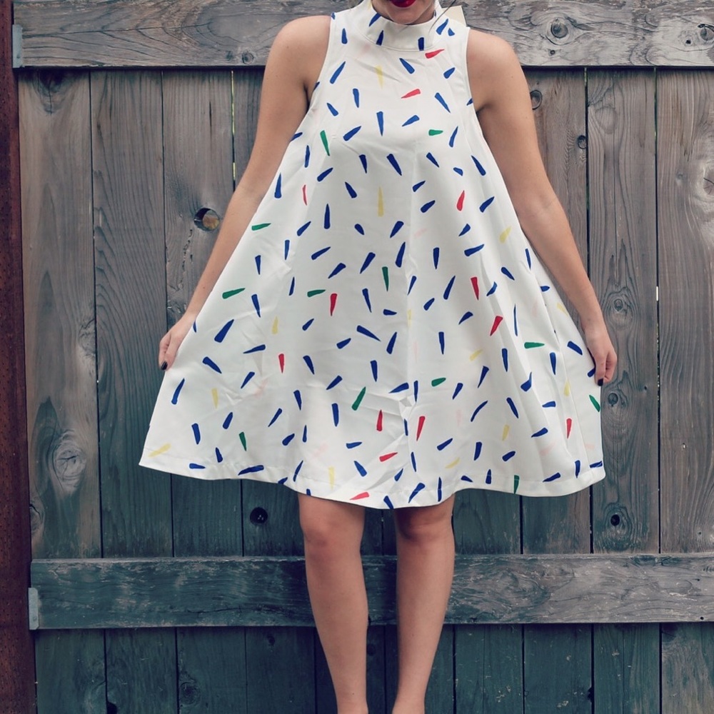 EDIT trapeze neck shift dress