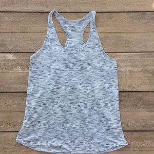 Lululemon • Essential Tank